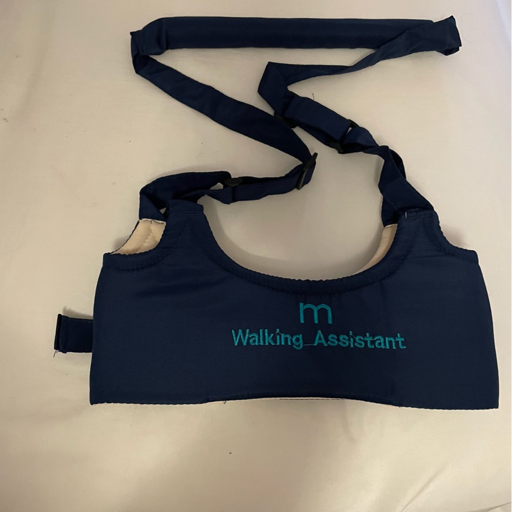 Baby Walking assistant , baby walking harness handheld, brand new